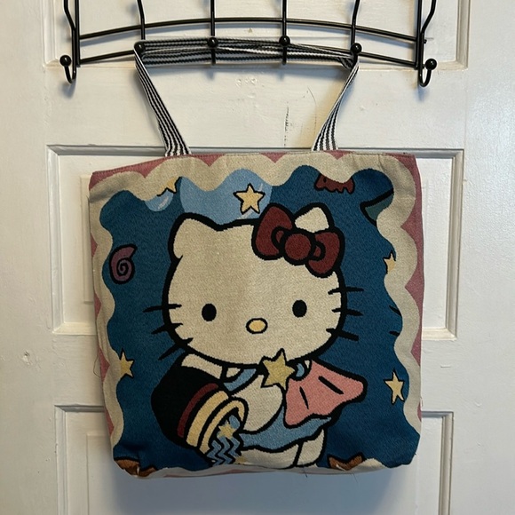 Hello Kitty Handbags - Hello kitty tote